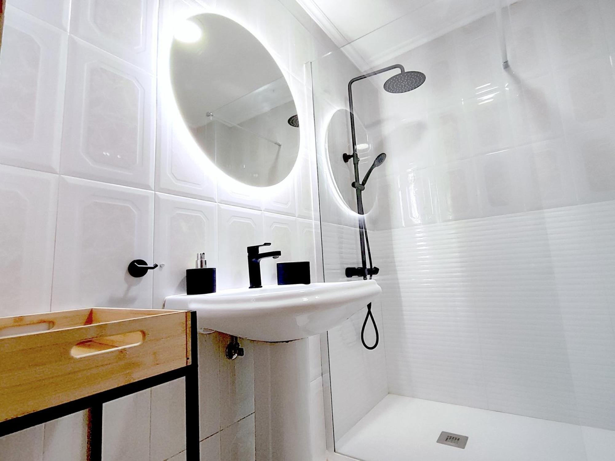 Diseno Y Relax Apartamento De Dos Habitaciones Cerca De La Playa マラガ エクステリア 写真